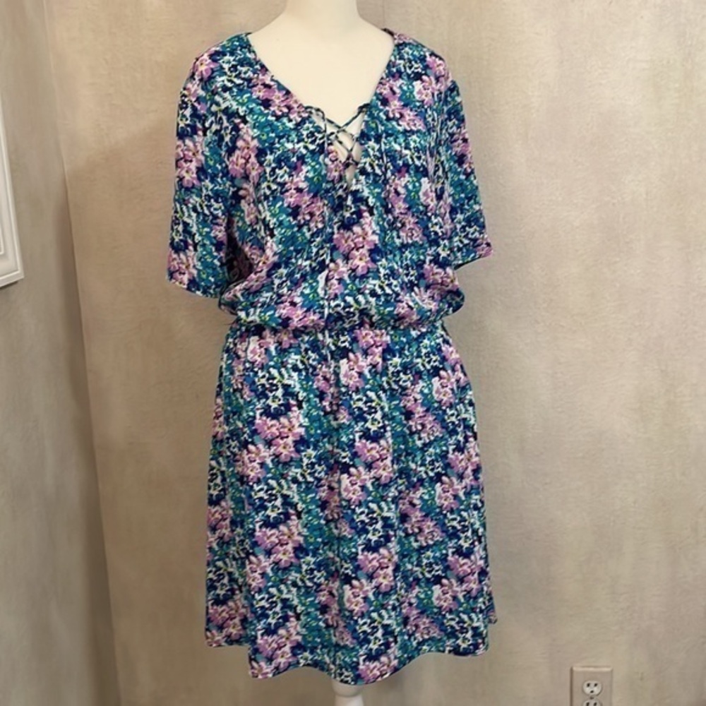 Nordstrom Charles Henry floral dress - Picture 2 of 8